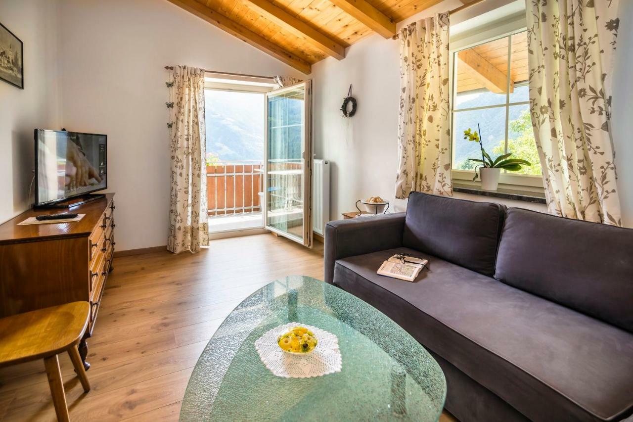 Apartment Mareinhof - Urlaub Auf Dem Apfelbauernhof Parcines